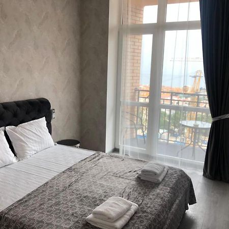Apartment In Arсadia 2 Bedrooms オデッサ エクステリア 写真
