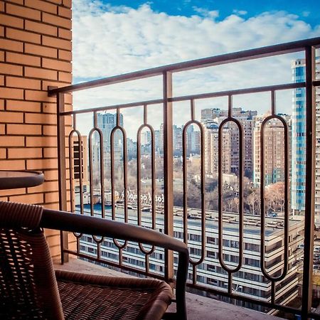 Apartment In Arсadia 2 Bedrooms オデッサ エクステリア 写真