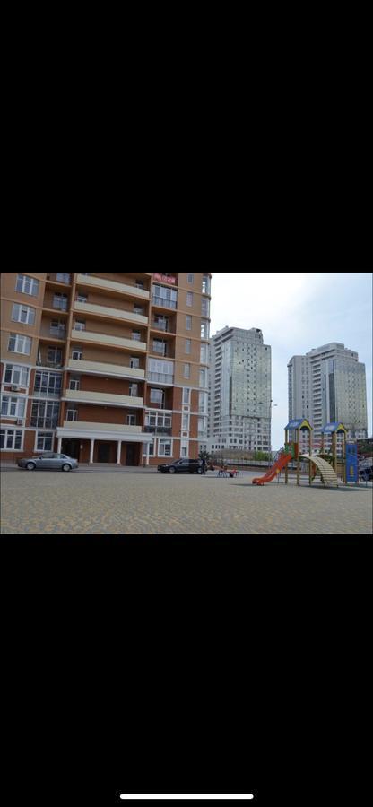 Apartment In Arсadia 2 Bedrooms オデッサ エクステリア 写真