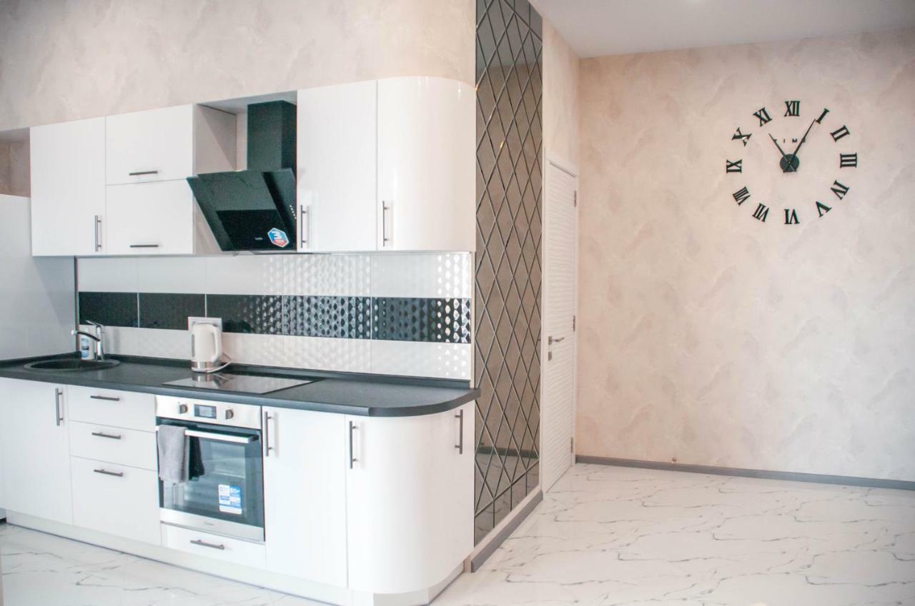 Apartment In Arсadia 2 Bedrooms オデッサ エクステリア 写真